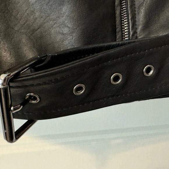 EUC Eloidie Faux Leather Motorcycle Jacket - Picture 4 of 8